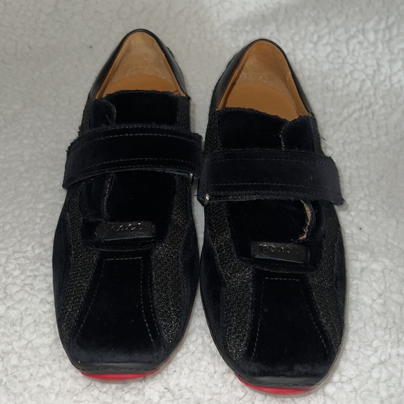 FEMME RIGHT BANK SHOE CO SNEAKERS - Picture 4 of 8